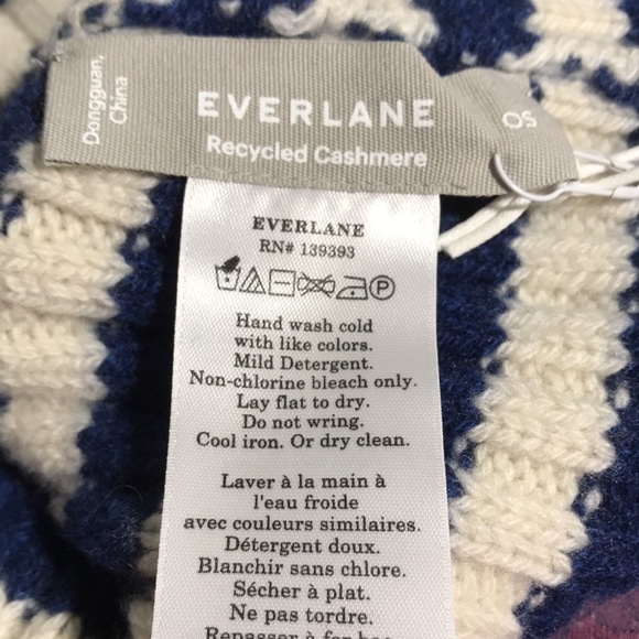 Everlane Cashmere Cap Beanie Hat Navy/Bone Stripe One Size NWT - Picture 7 of 7